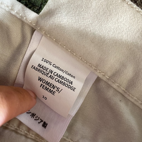 EDDIE Bauer womens pants/khakis; size 10 - Picture 4 of 5